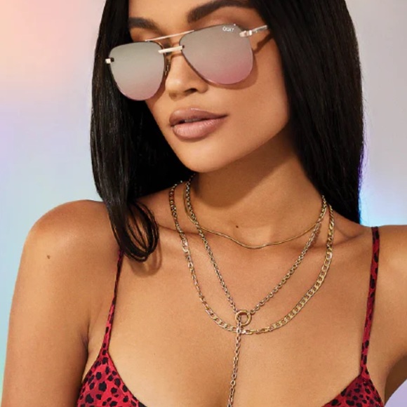 NEW! Super rare Quay Living LargeGold and Pink Sunglasses...